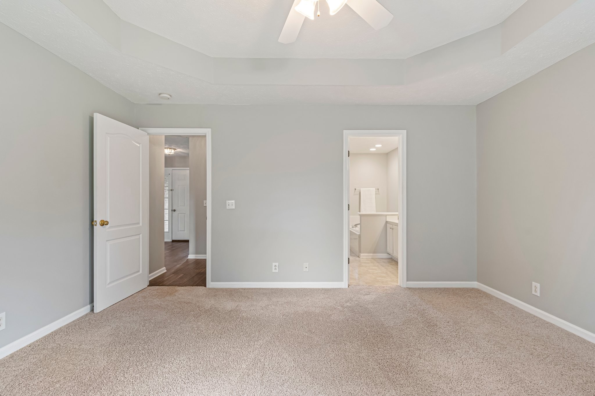 2415 Franklin Ln