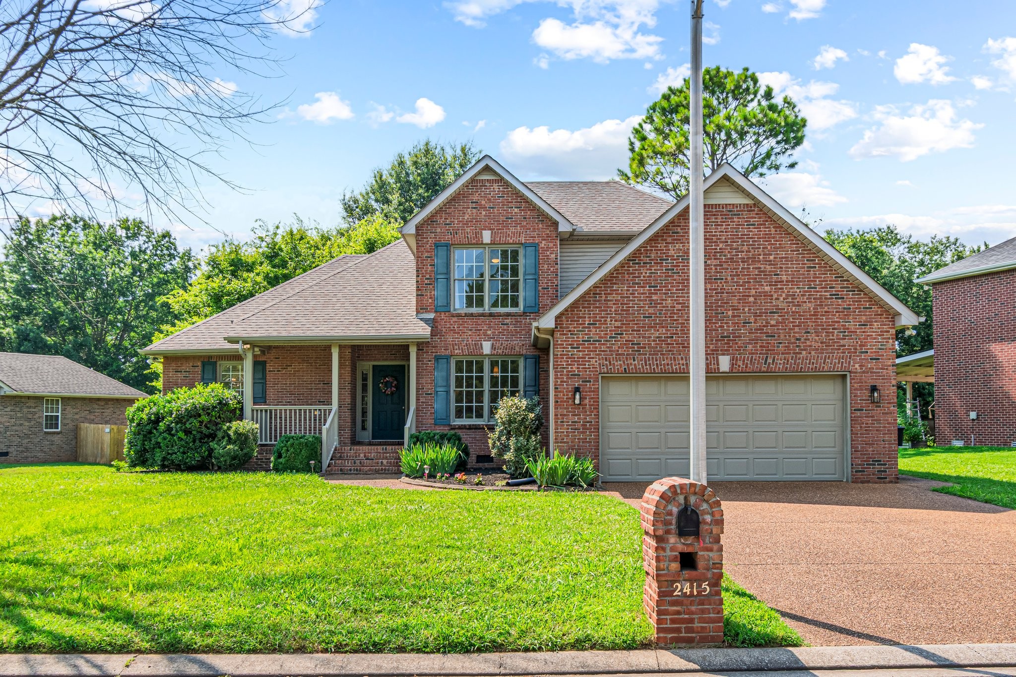 2415 Franklin Ln