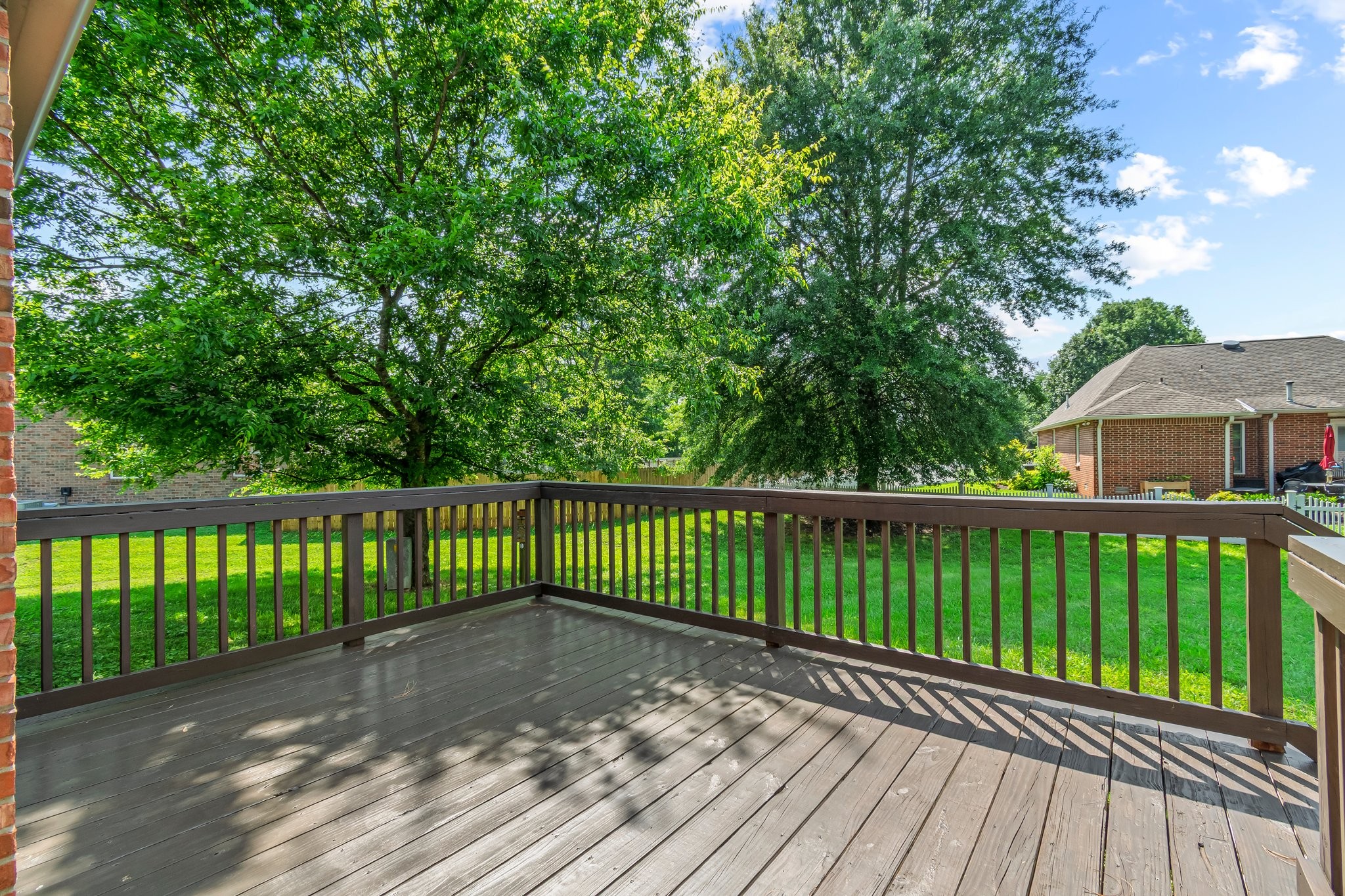 2415 Franklin Ln