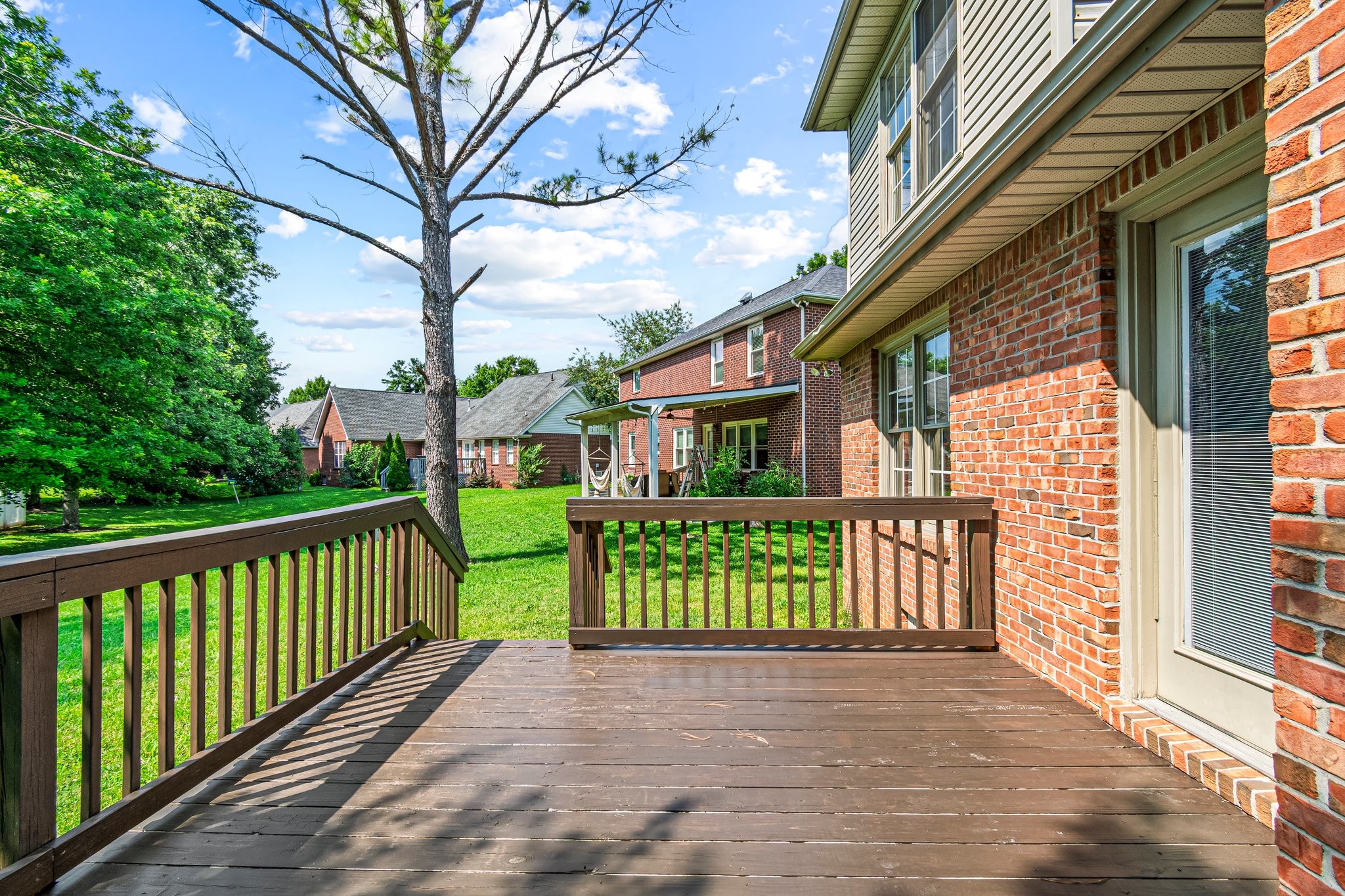2415 Franklin Ln