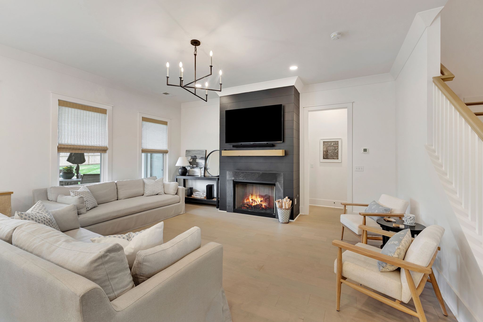 1016 Pine Creek Dr