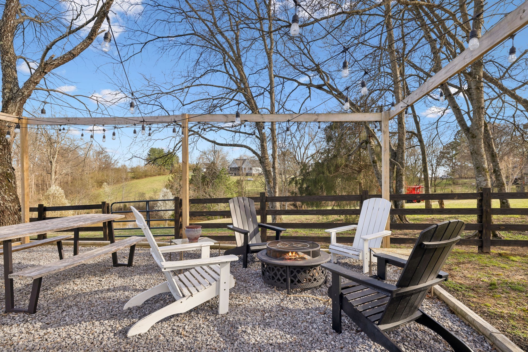 2830 Lockertsville Rd