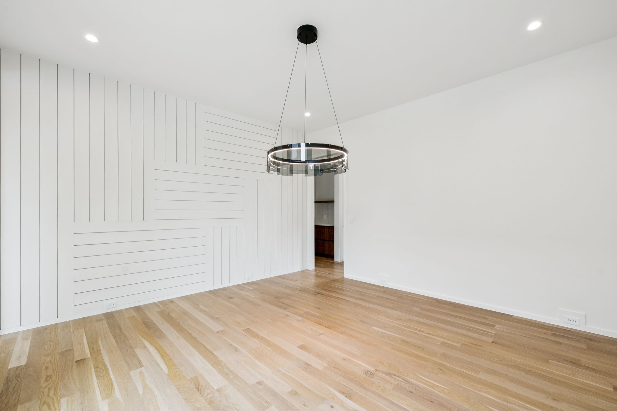 4045 Outer Drive