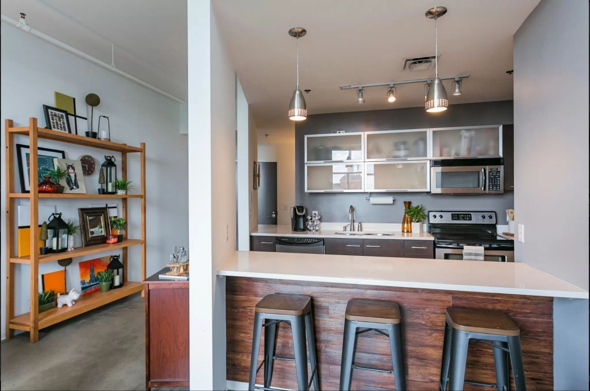 2115 Yeaman Pl Unit: 428