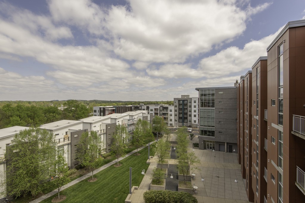 2115 Yeaman Pl Unit: 428