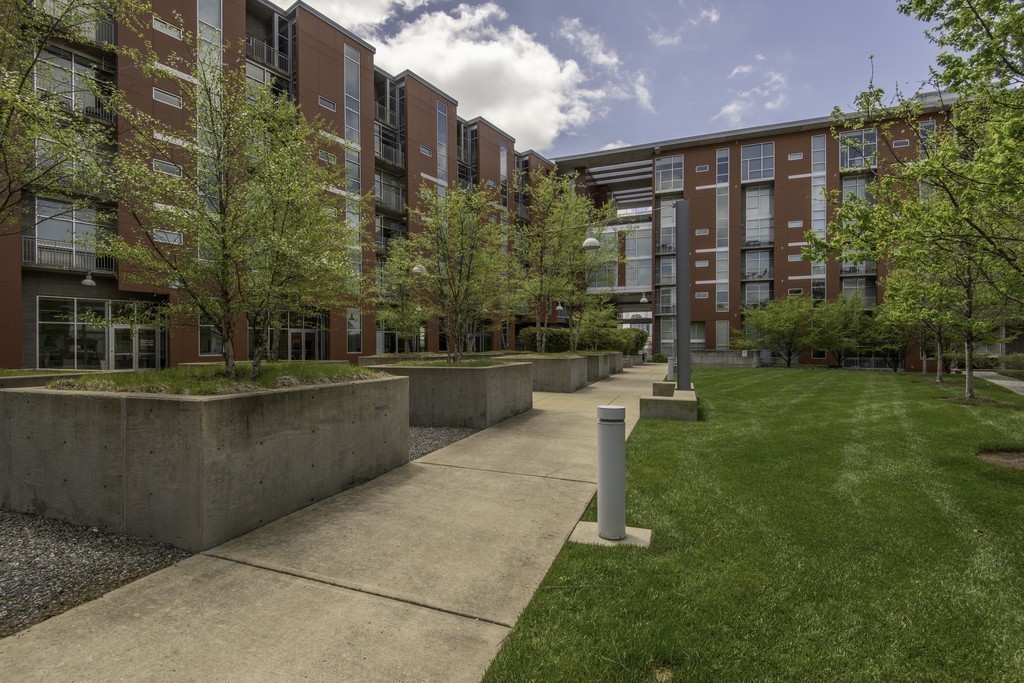 2115 Yeaman Pl Unit: 428