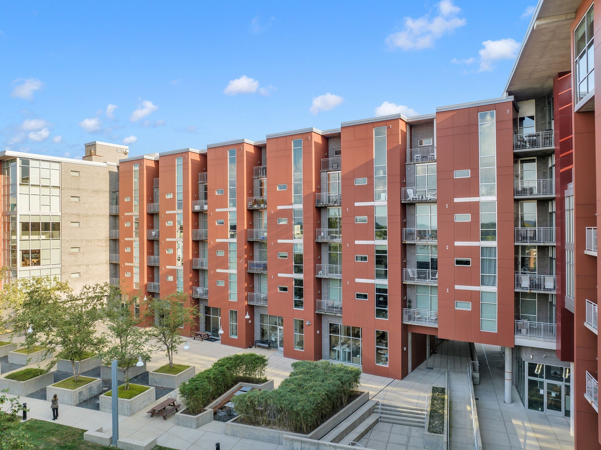 2115 Yeaman Pl Unit: 428