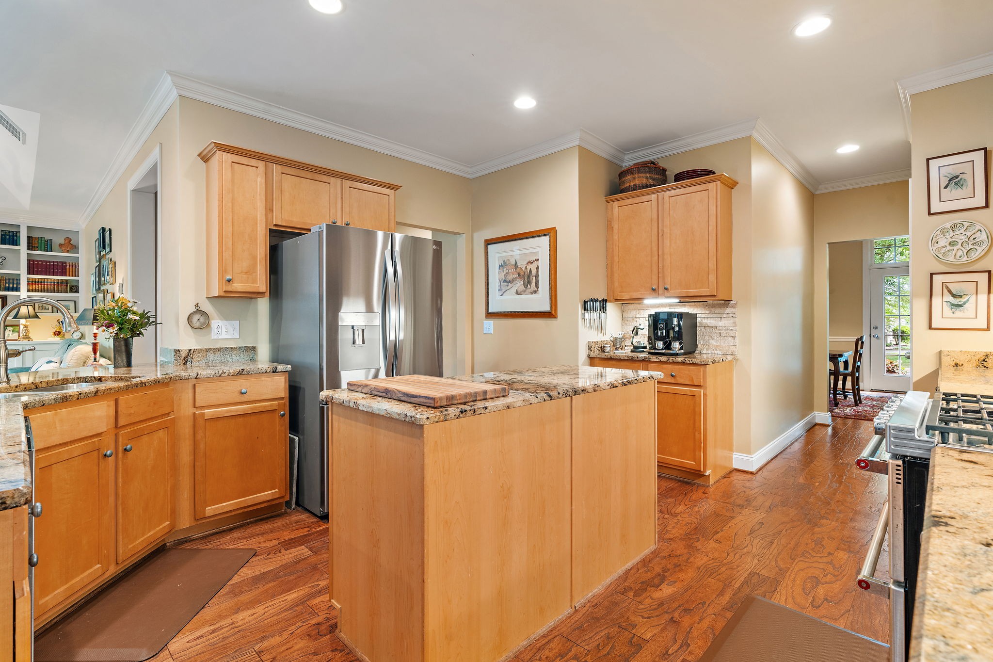 110 Spring Cabin Ln
