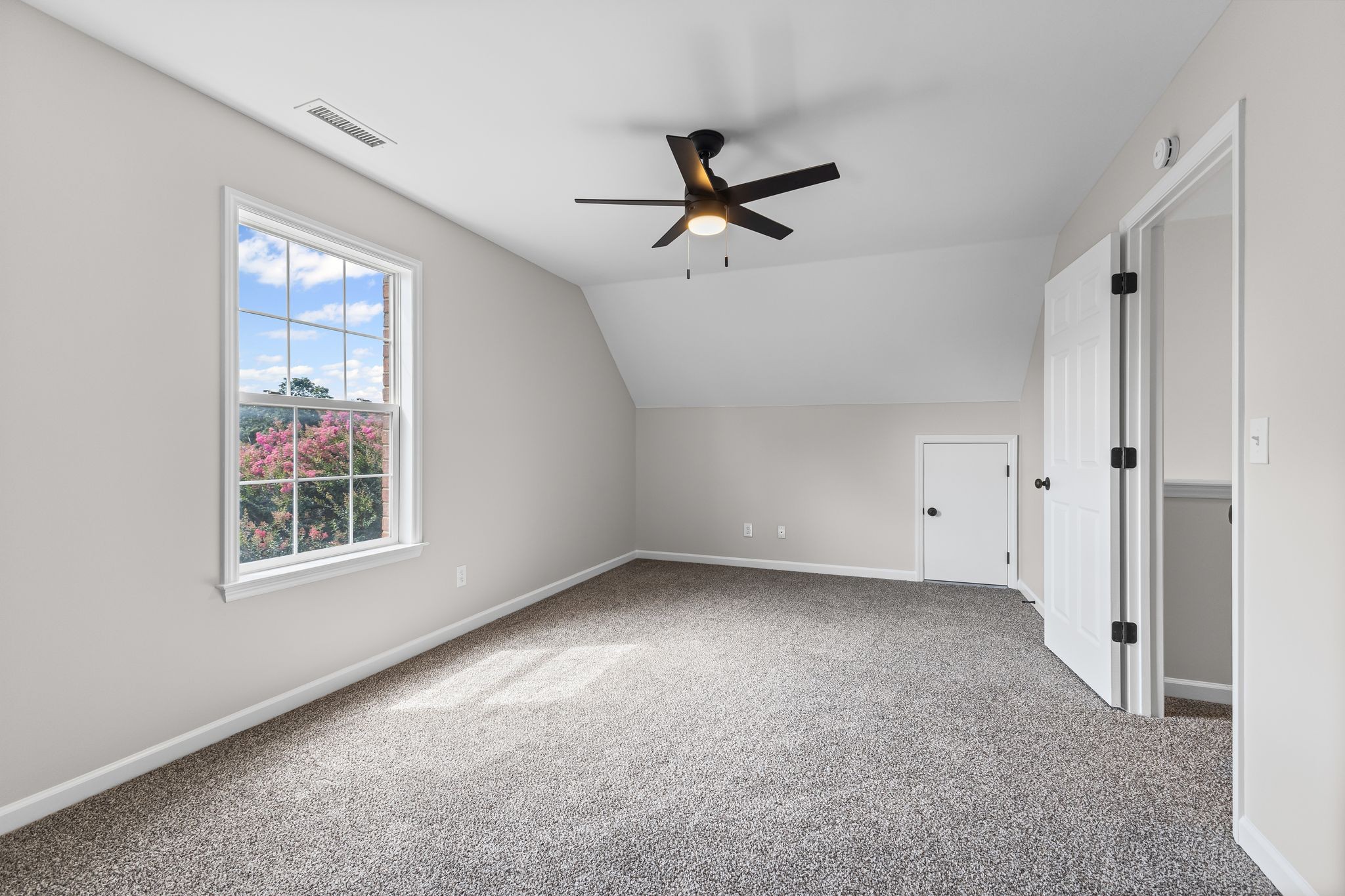 236 Comer Cir