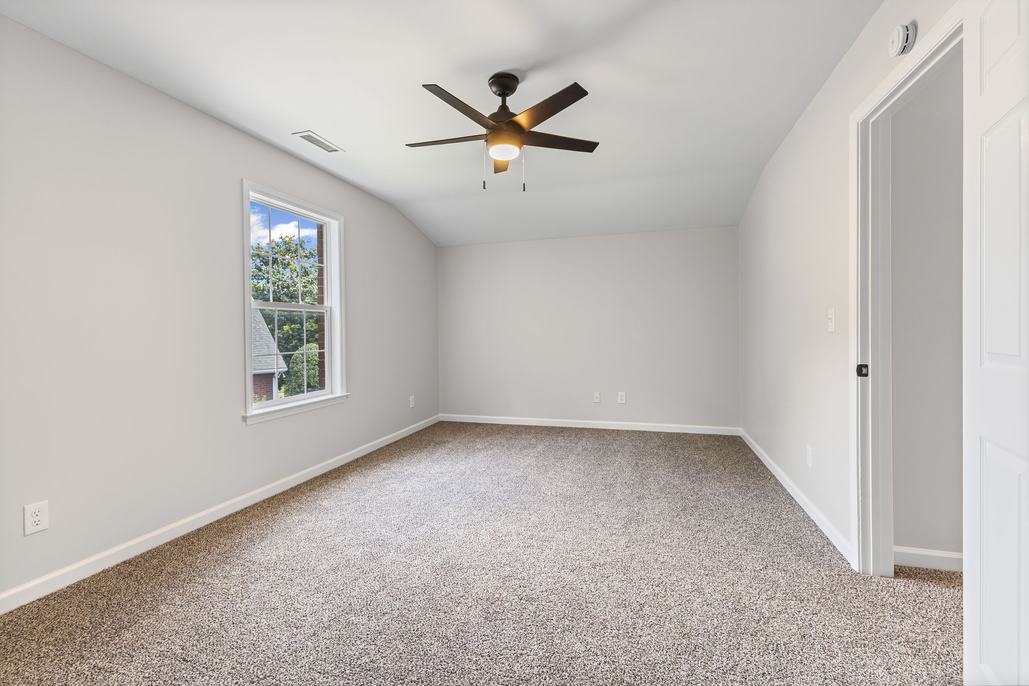 236 Comer Cir