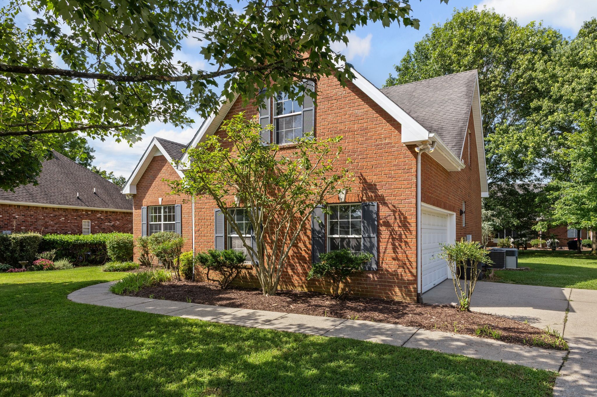 236 Comer Cir