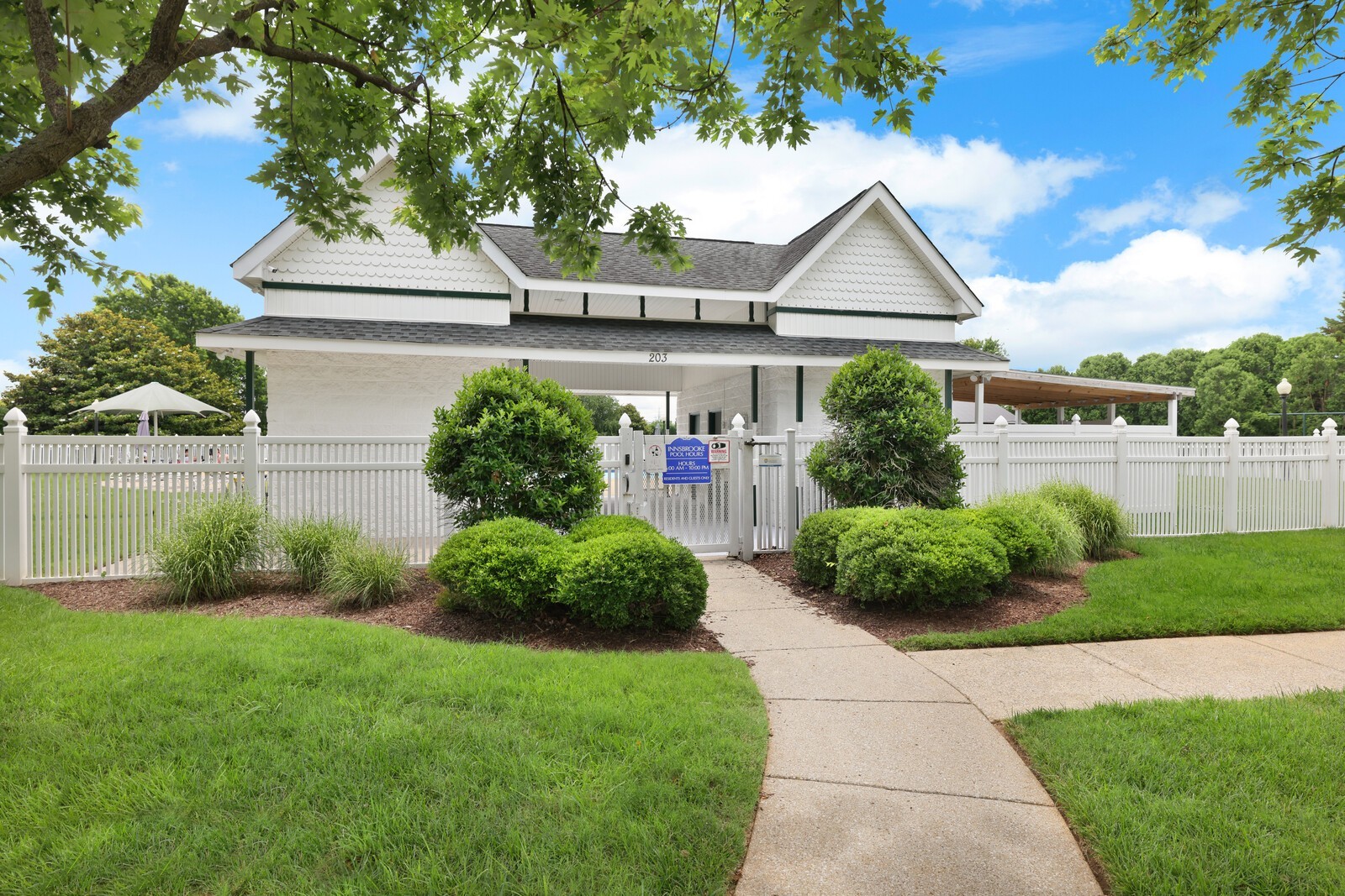 236 Comer Cir