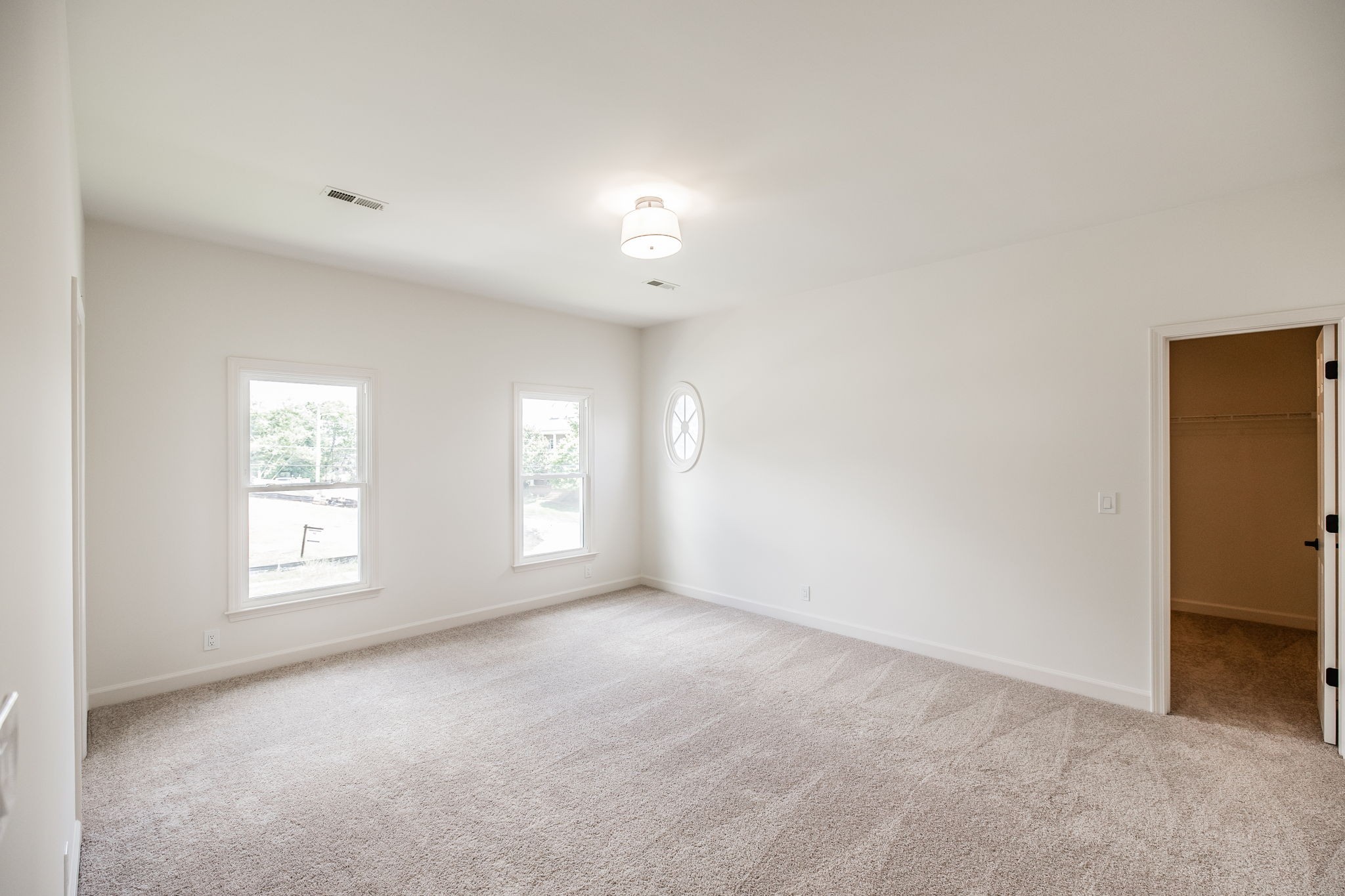 104 Governors Point Blvd