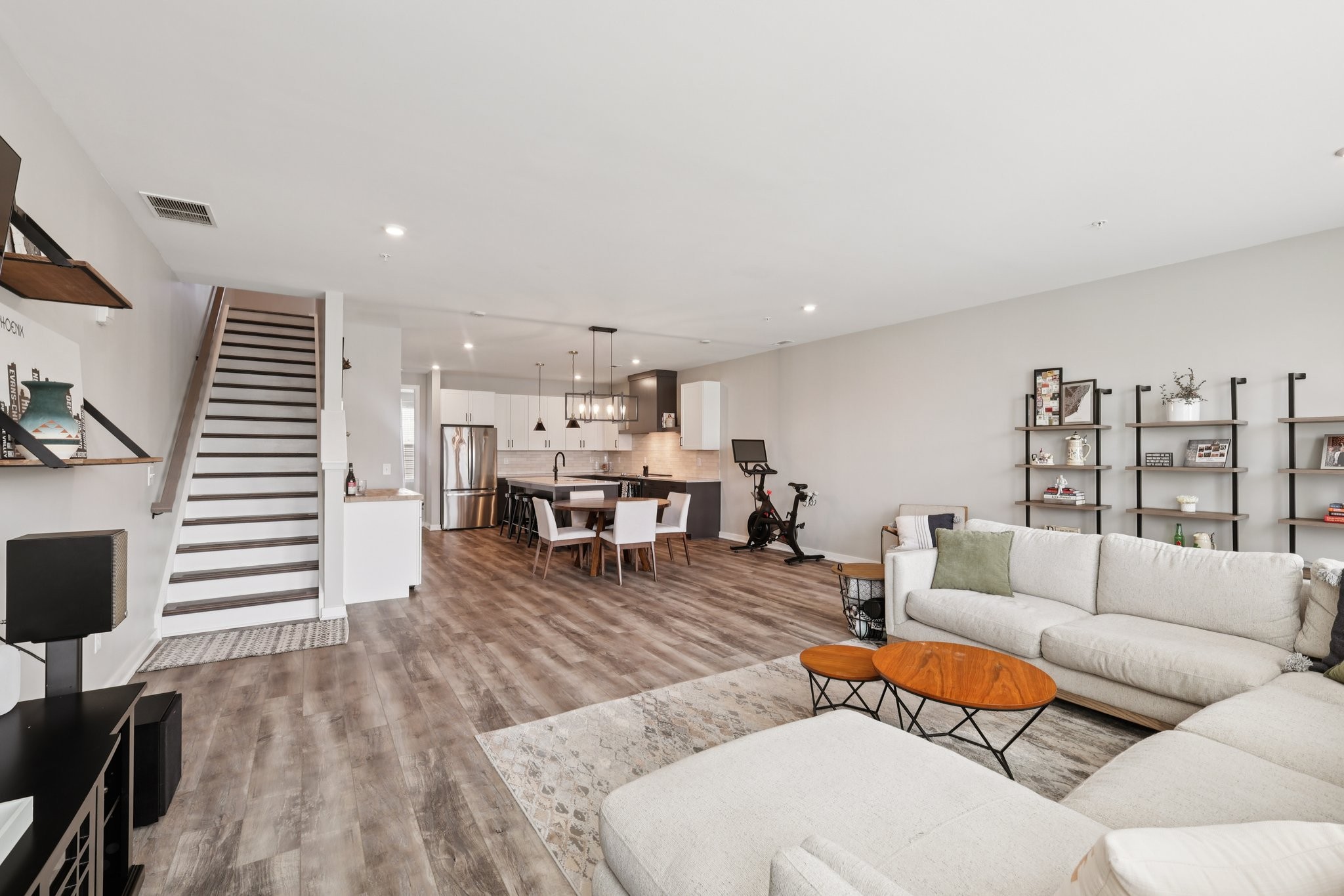 2006 Edison Park Ln