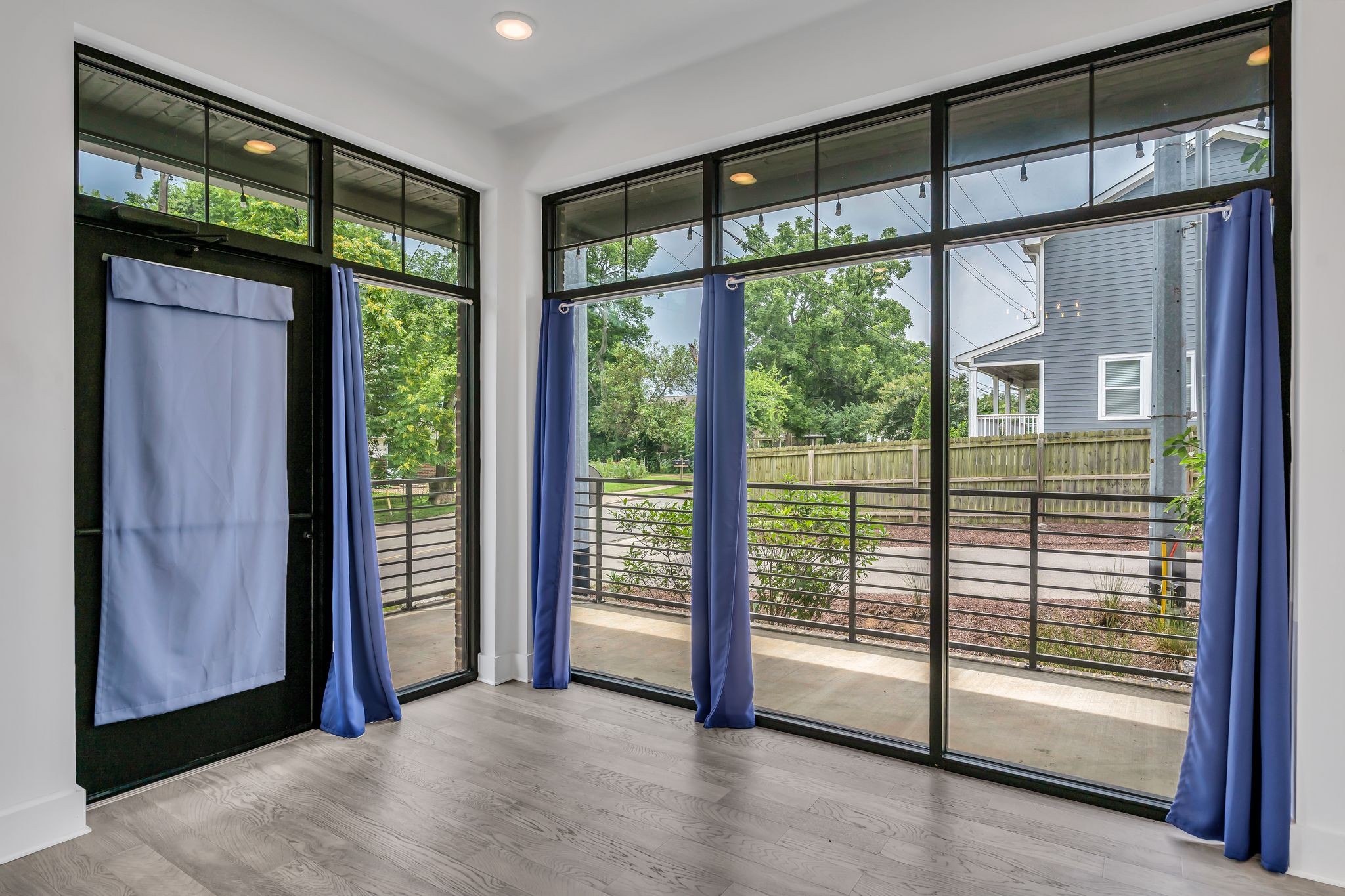 1403 Martin St Unit: 103
