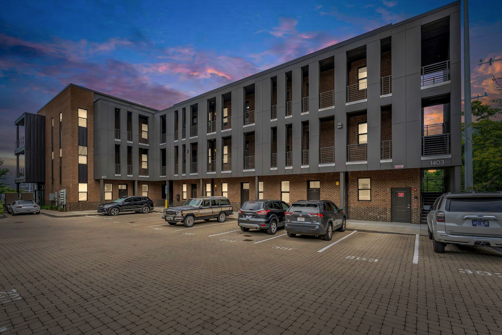 1403 Martin St Unit: 103