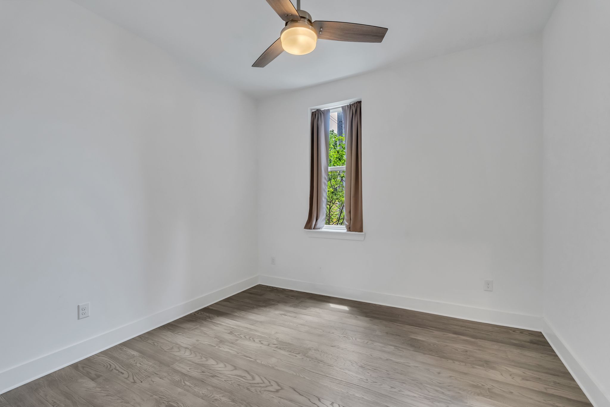 1403 Martin St Unit: 103