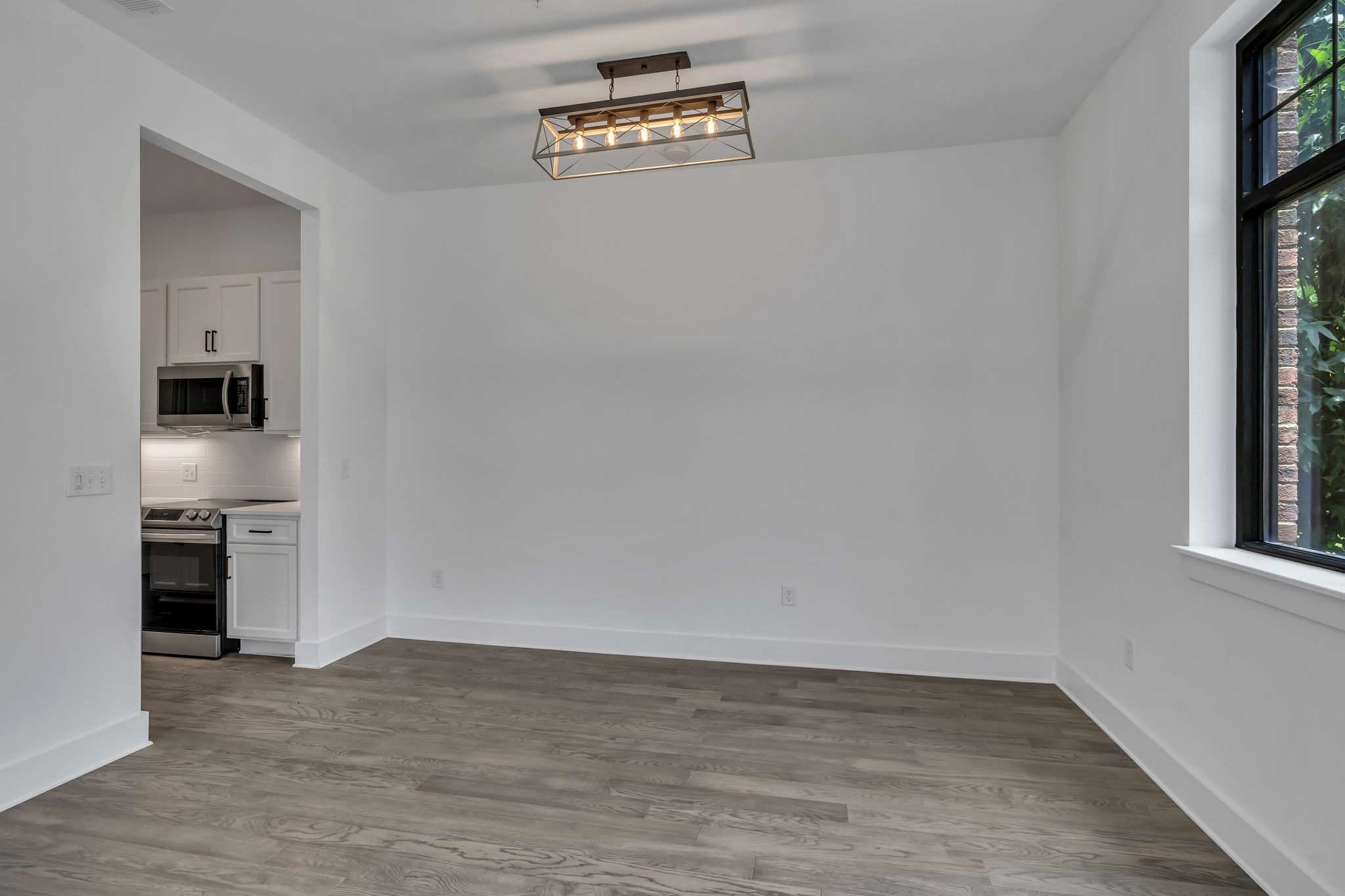 1403 Martin St Unit: 103