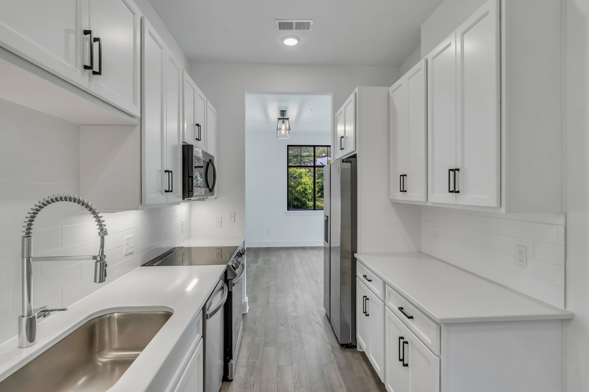 1403 Martin St Unit: 103