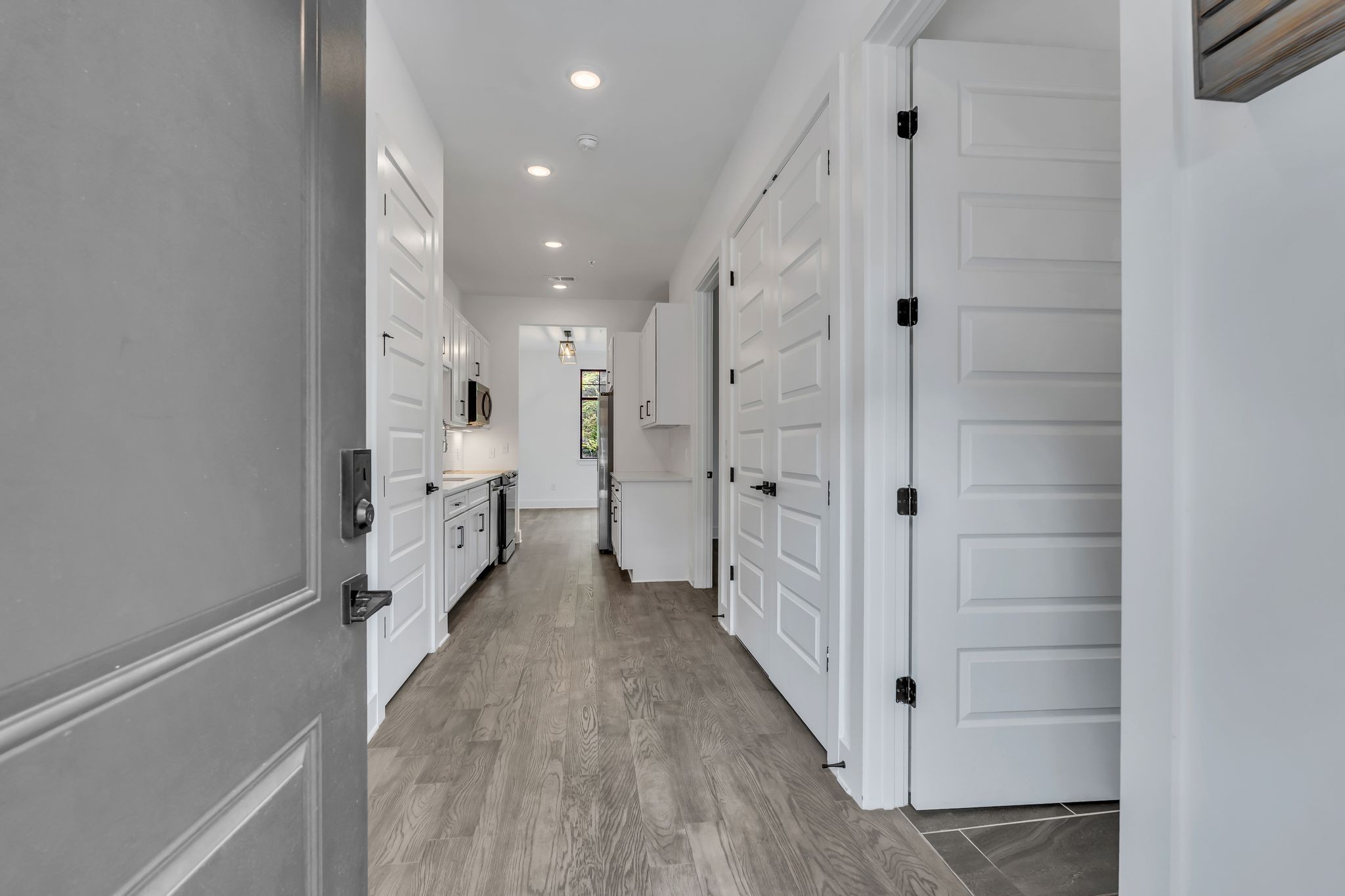 1403 Martin St Unit: 103