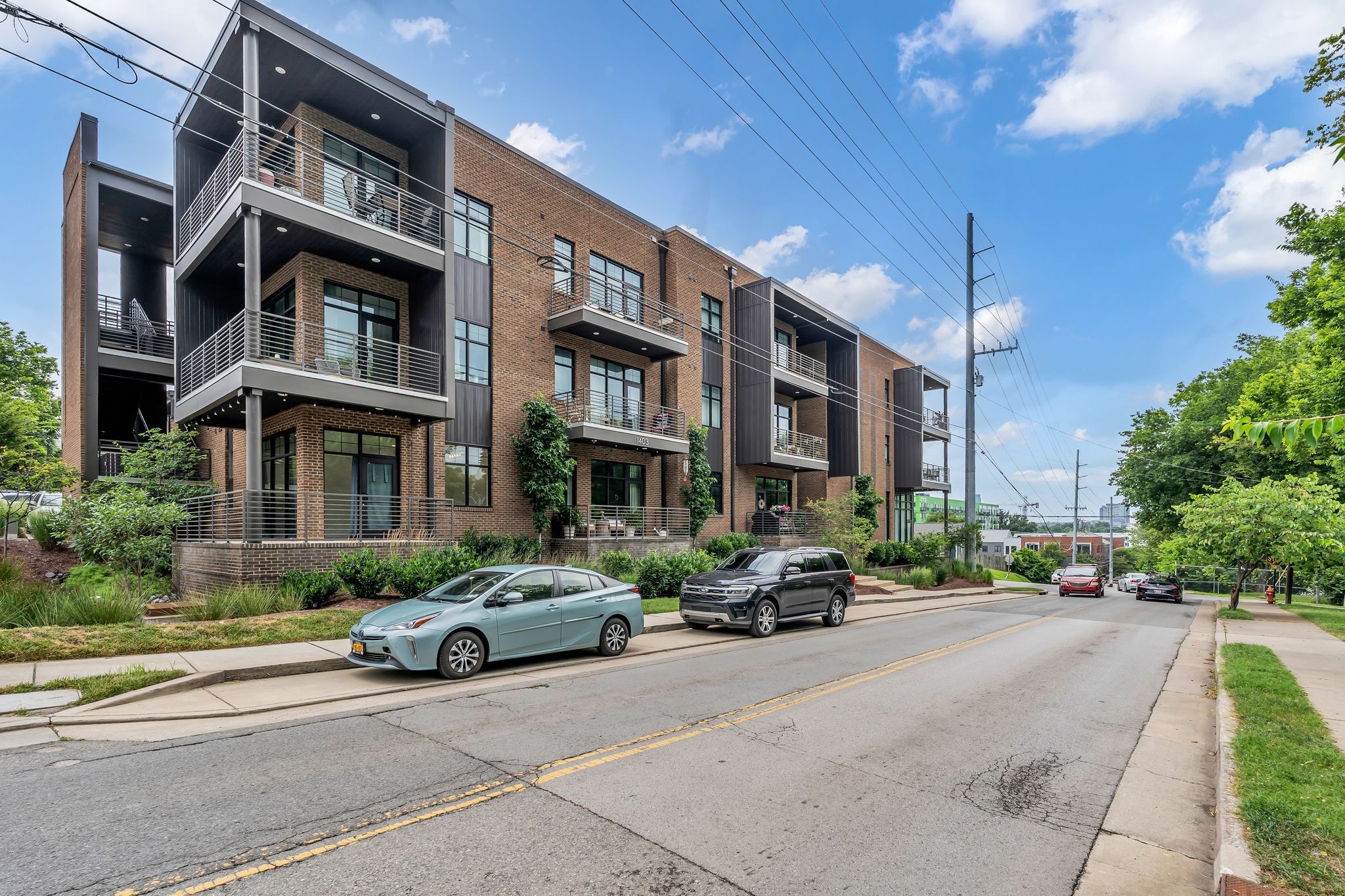 1403 Martin St Unit: 103