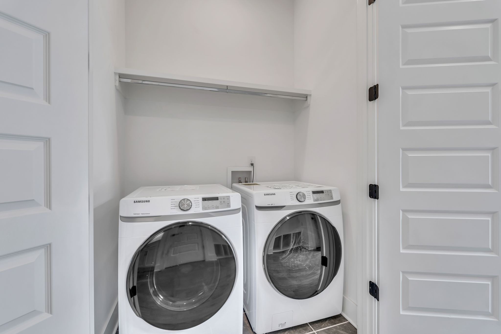 1403 Martin St Unit: 103