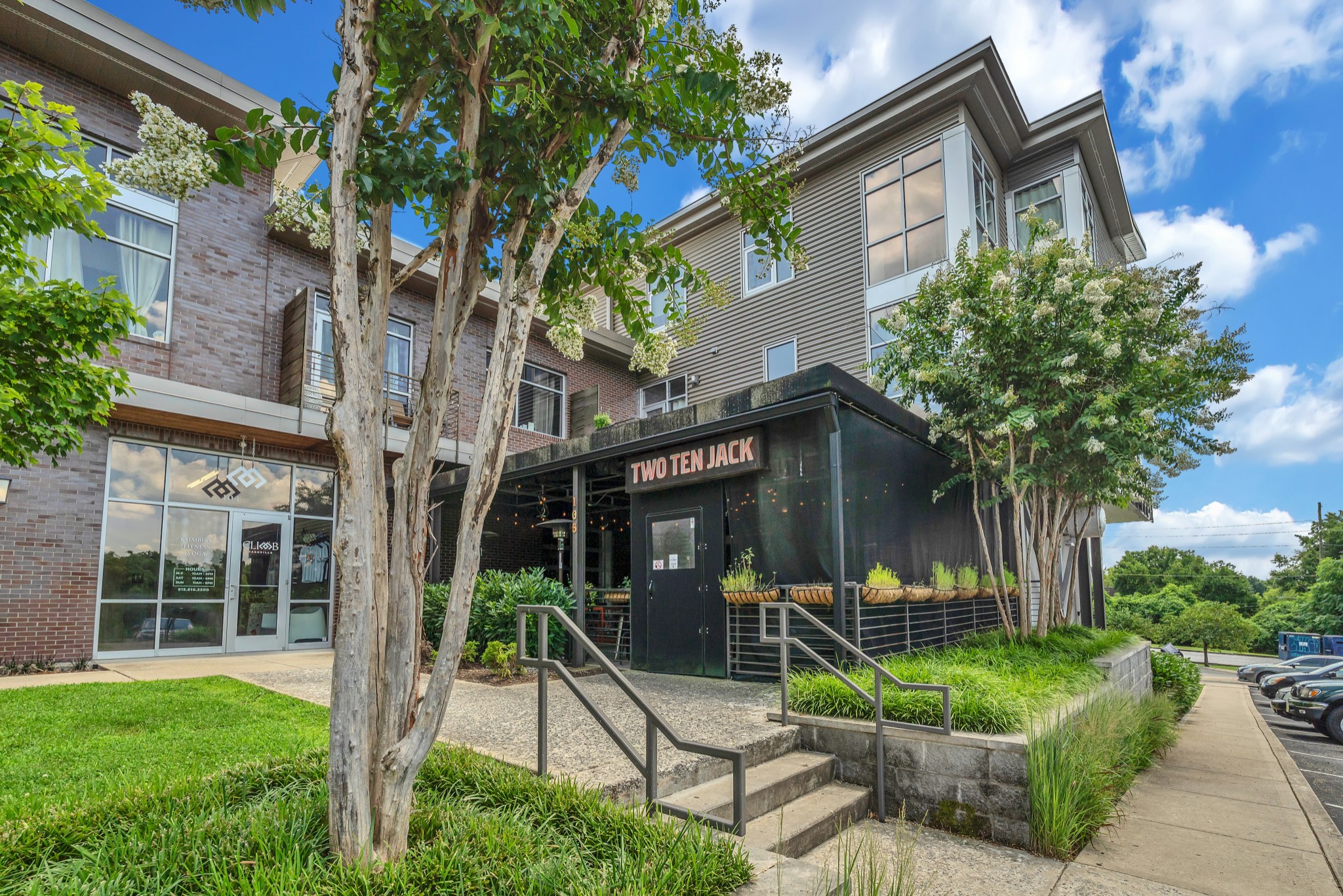 1122 Litton Ave Unit: 120