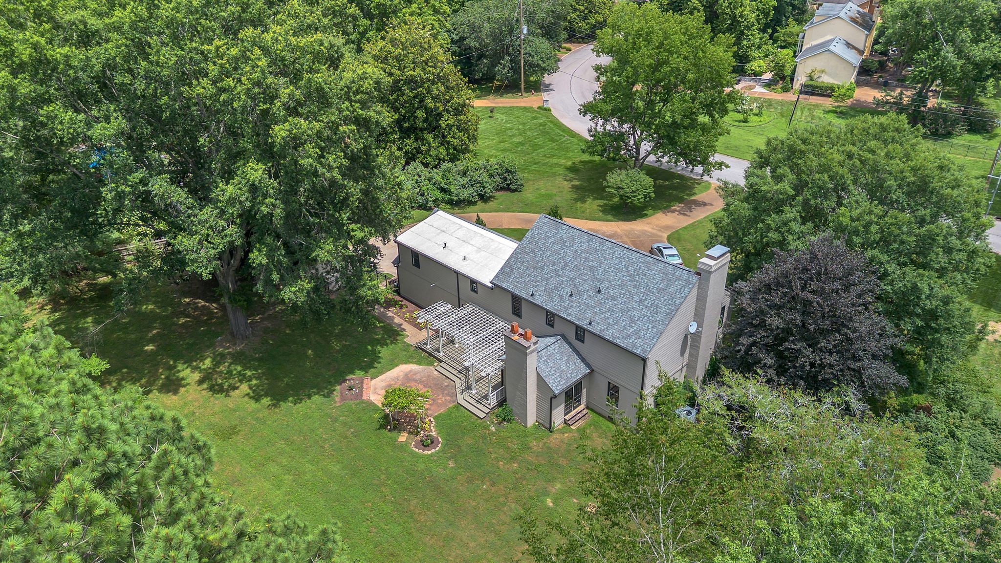 6380 Chickering Cir