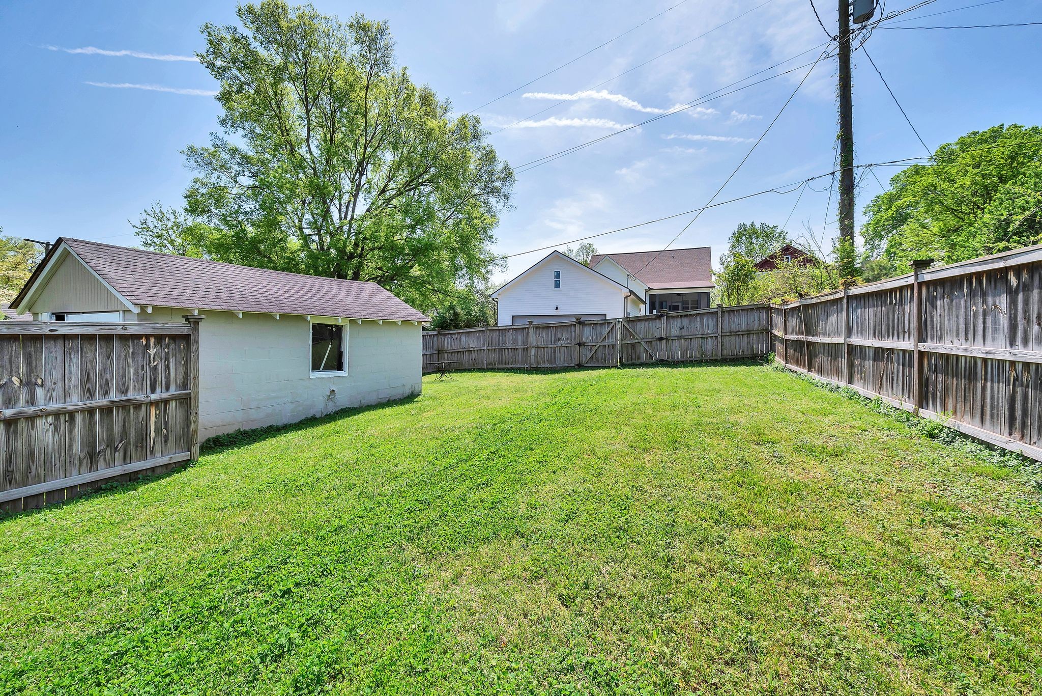 330 Pullen Ave