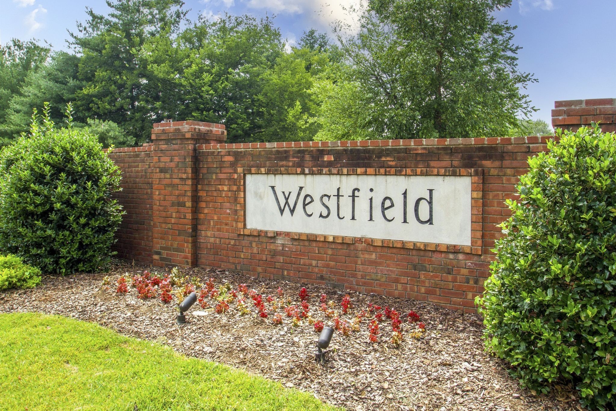 349 Westfield Dr