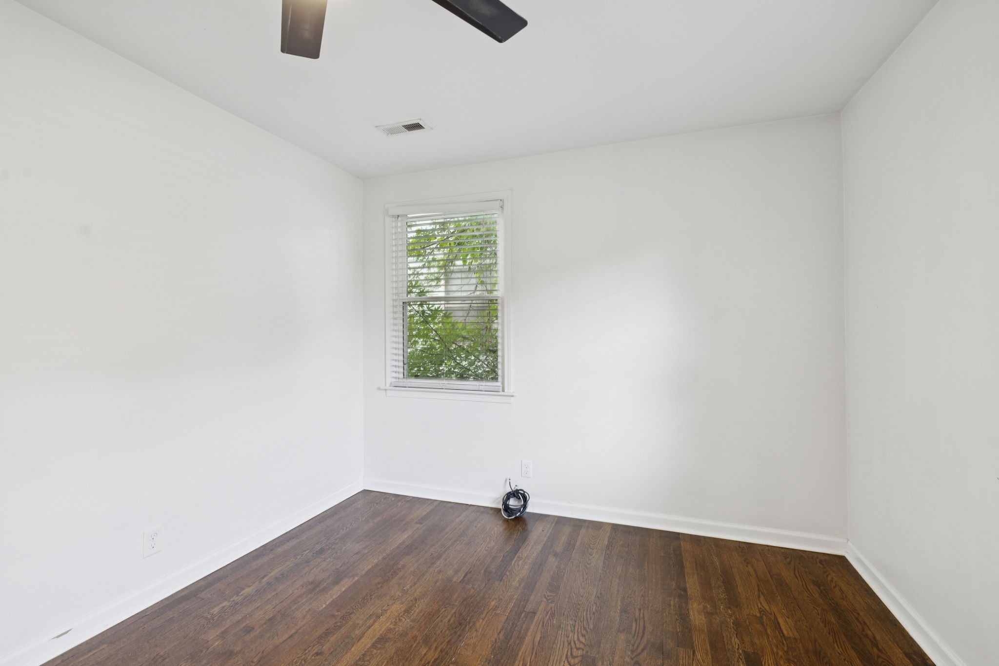 2707 Buchanan St