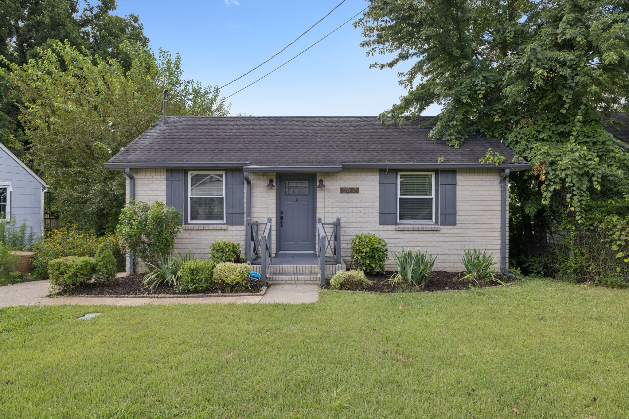 2707 Buchanan St