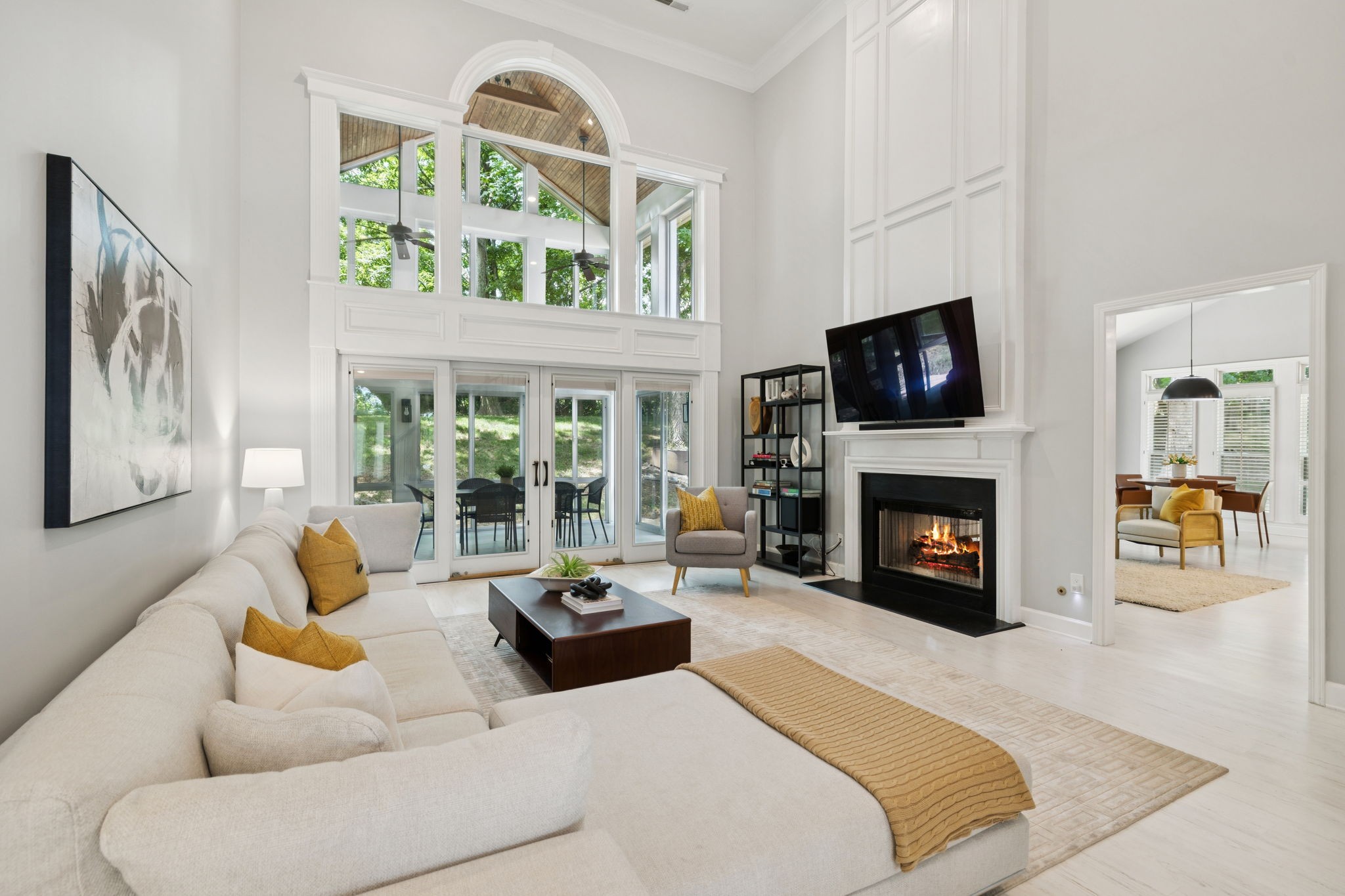 1545 Abbottsford