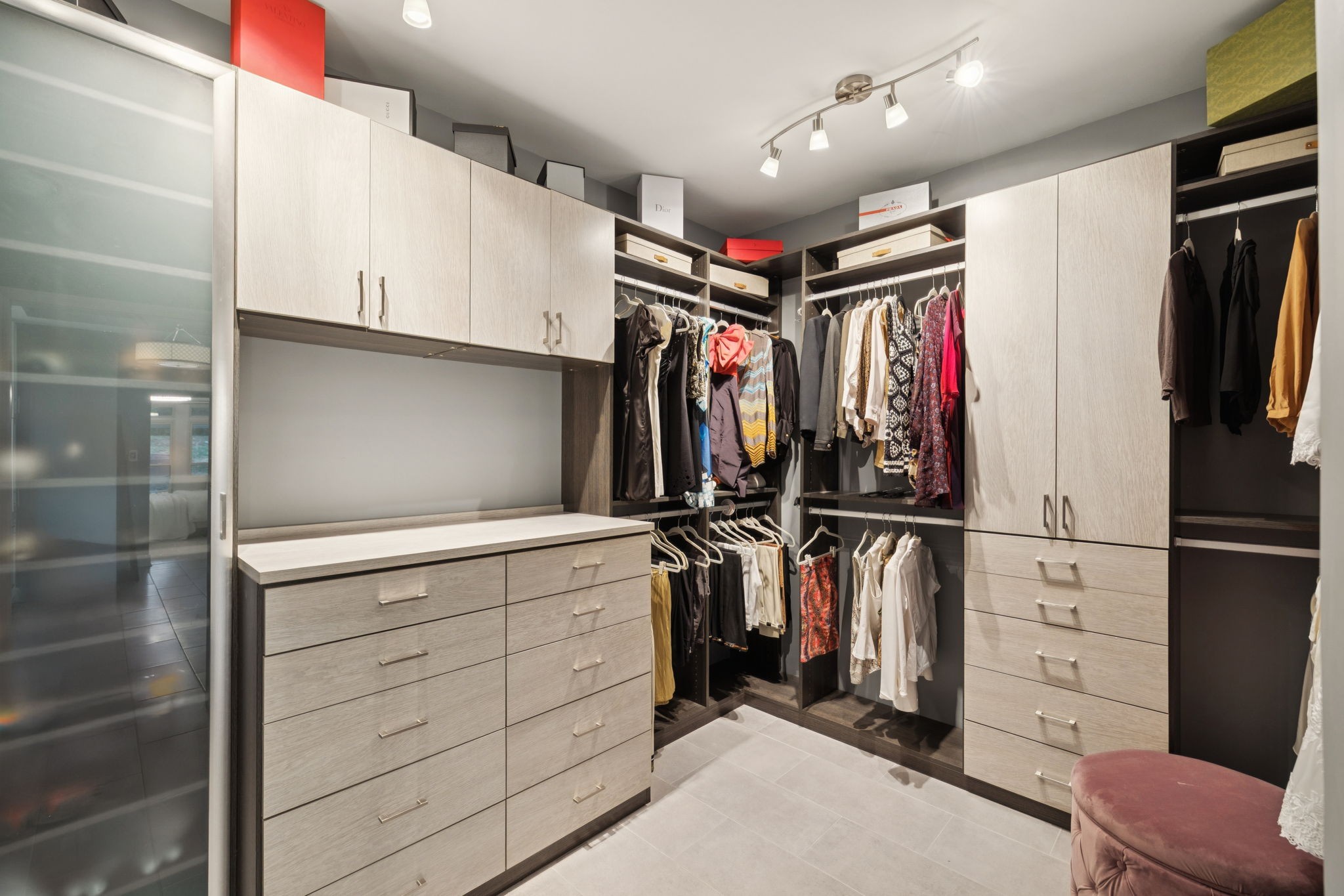 1545 Abbottsford