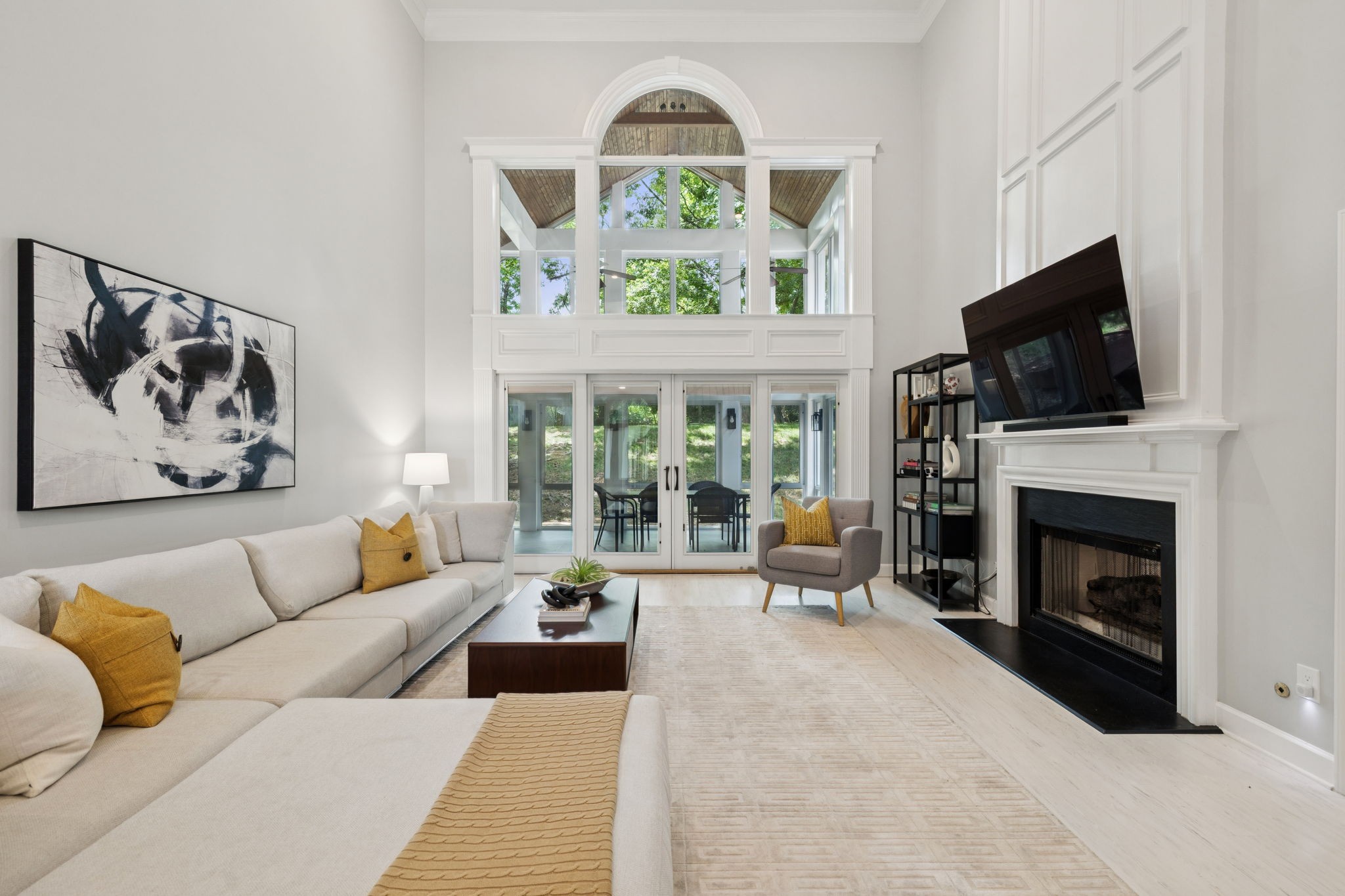 1545 Abbottsford