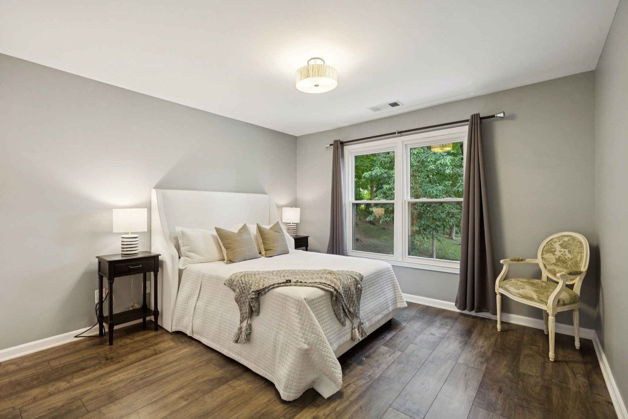 1545 Abbottsford