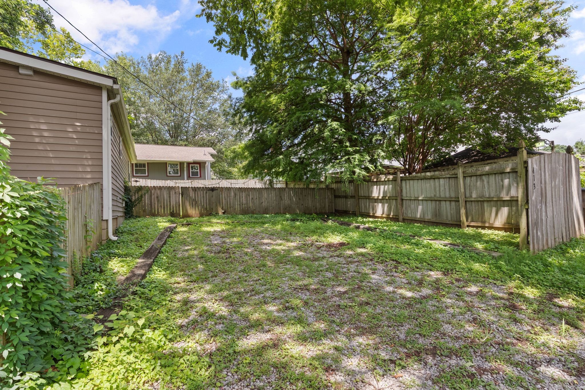 413 Lockland Dr Unit: B