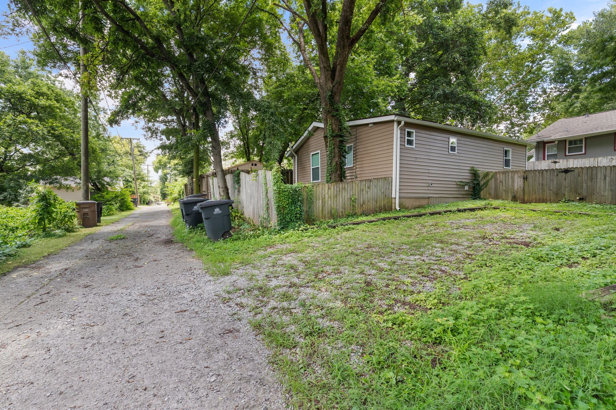 413 Lockland Dr Unit: B