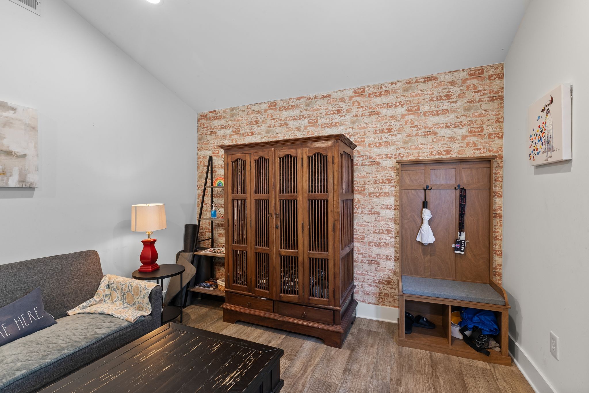 413 Lockland Dr Unit: B