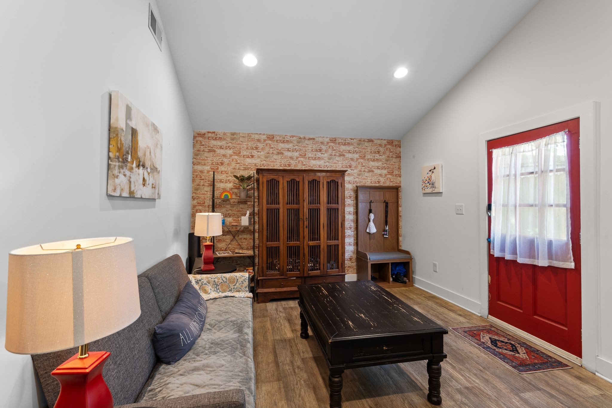 413 Lockland Dr Unit: B