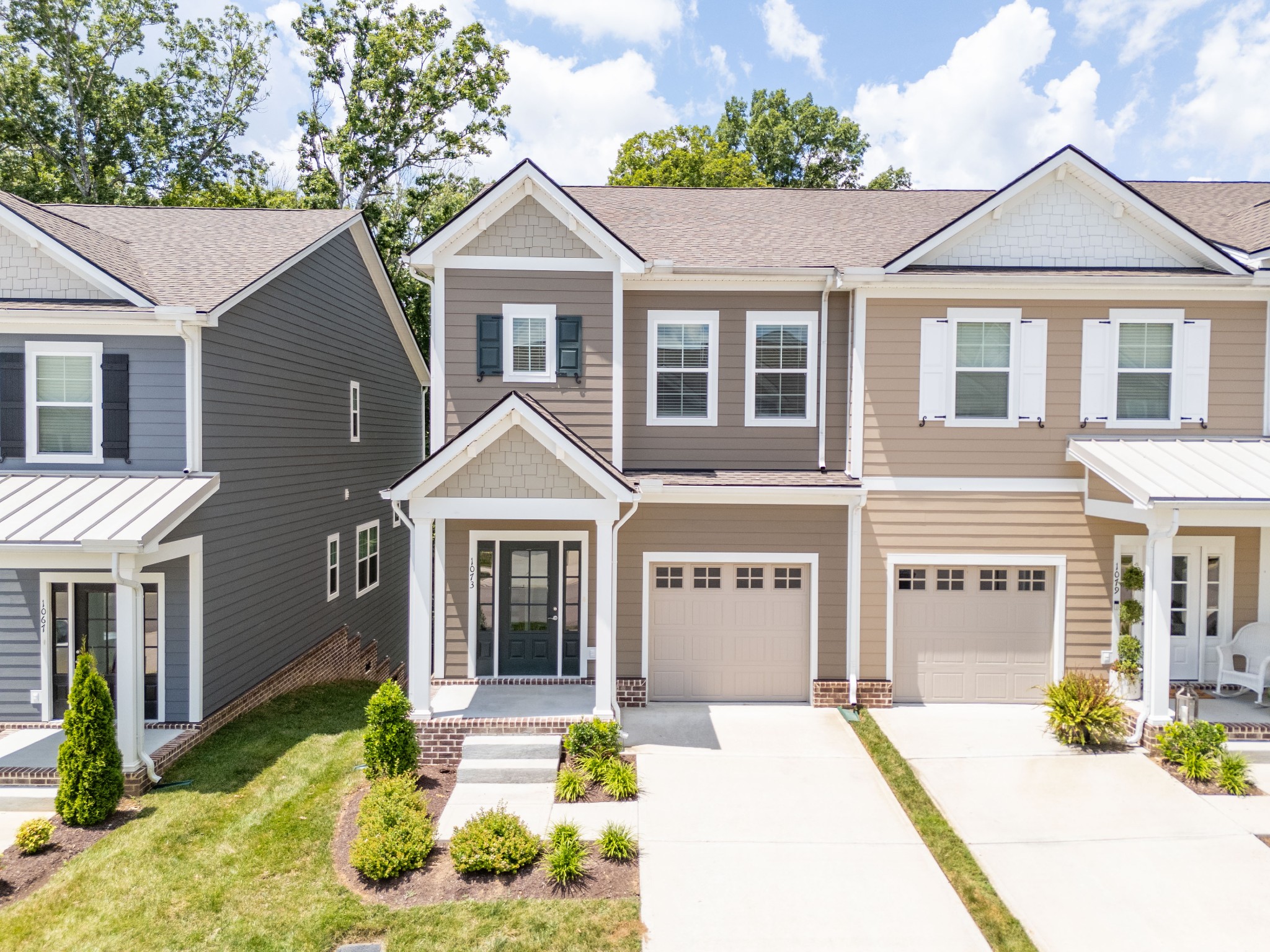 1073 Sweetleaf Dr