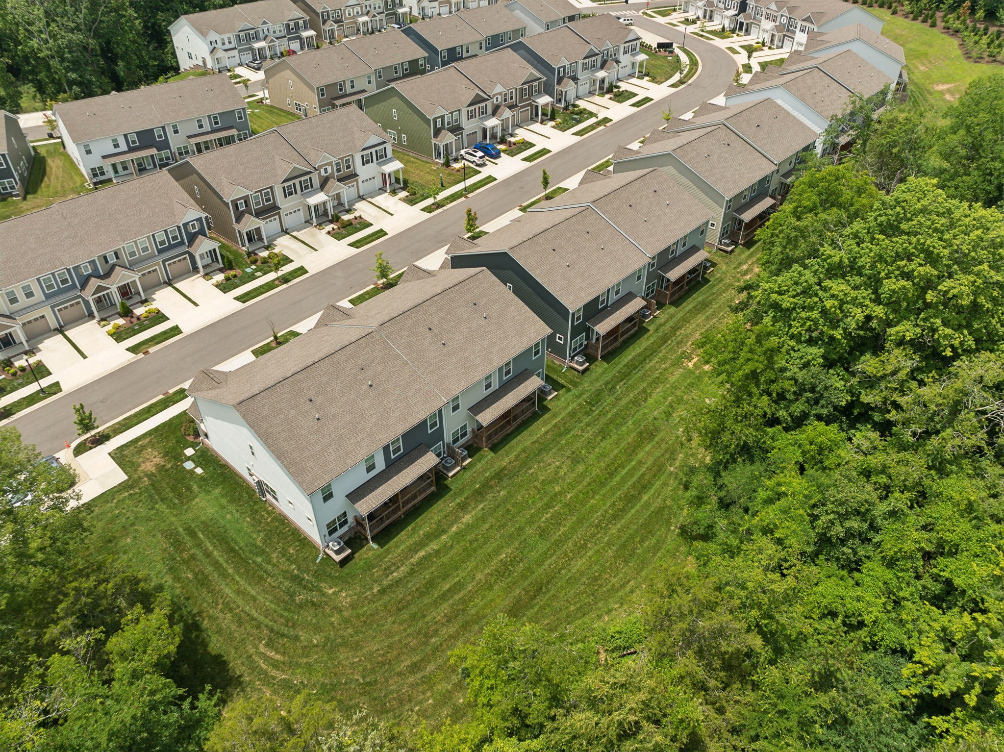 1073 Sweetleaf Dr