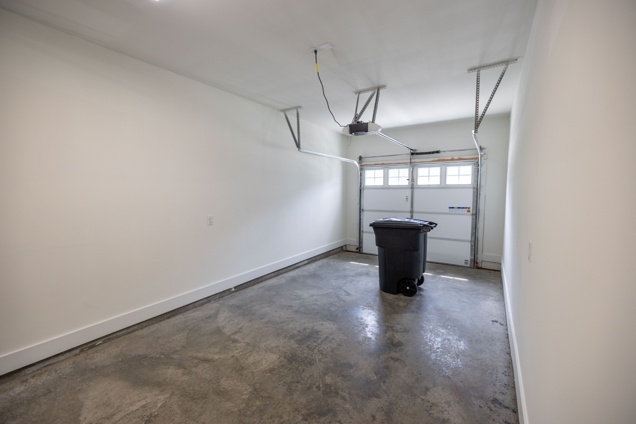 1044 Sweetleaf Dr