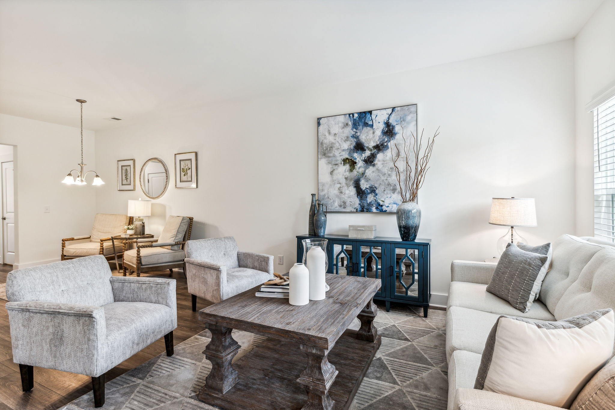1055 Sweetleaf Dr