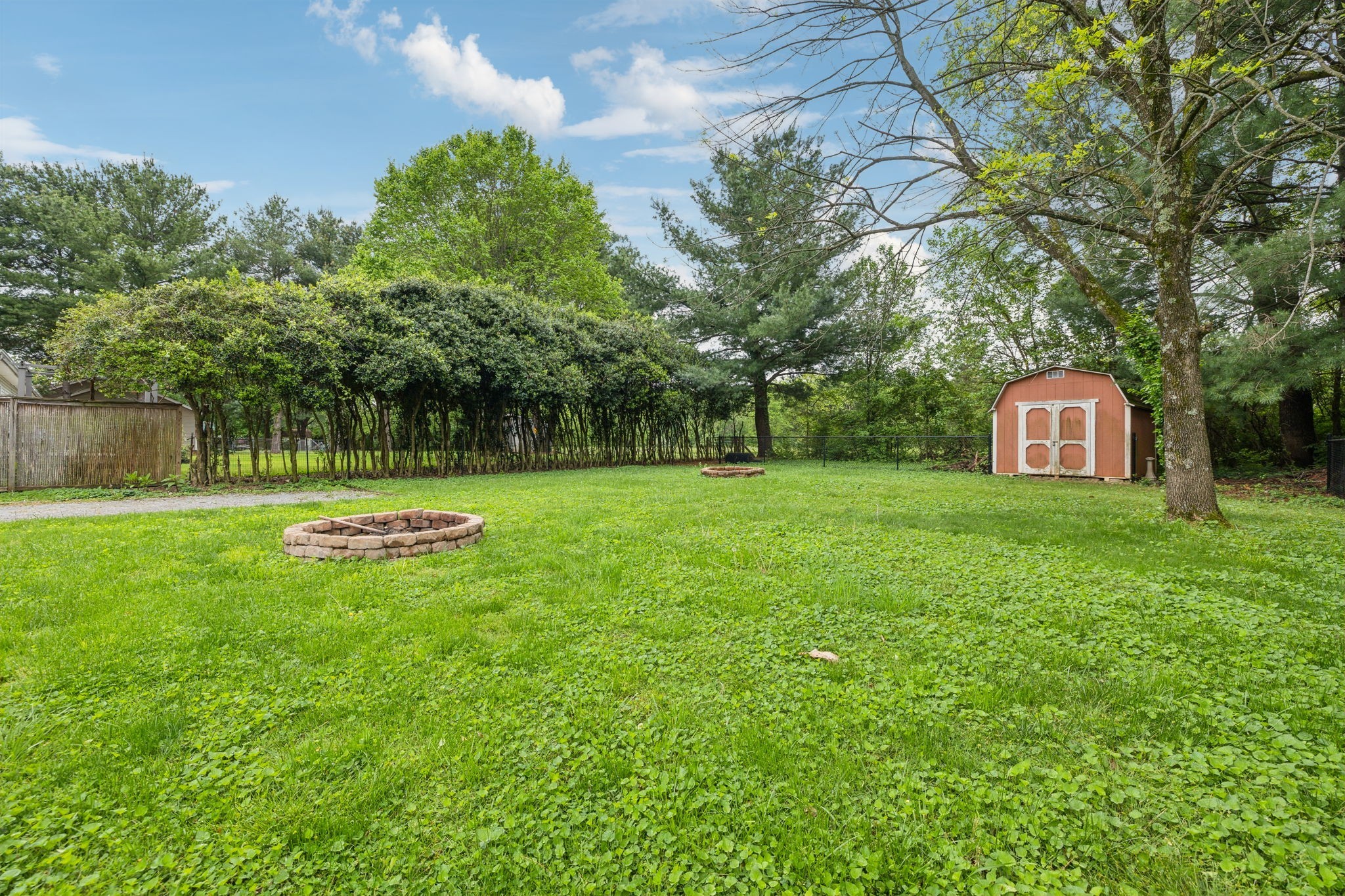 2261 High Meadow Dr