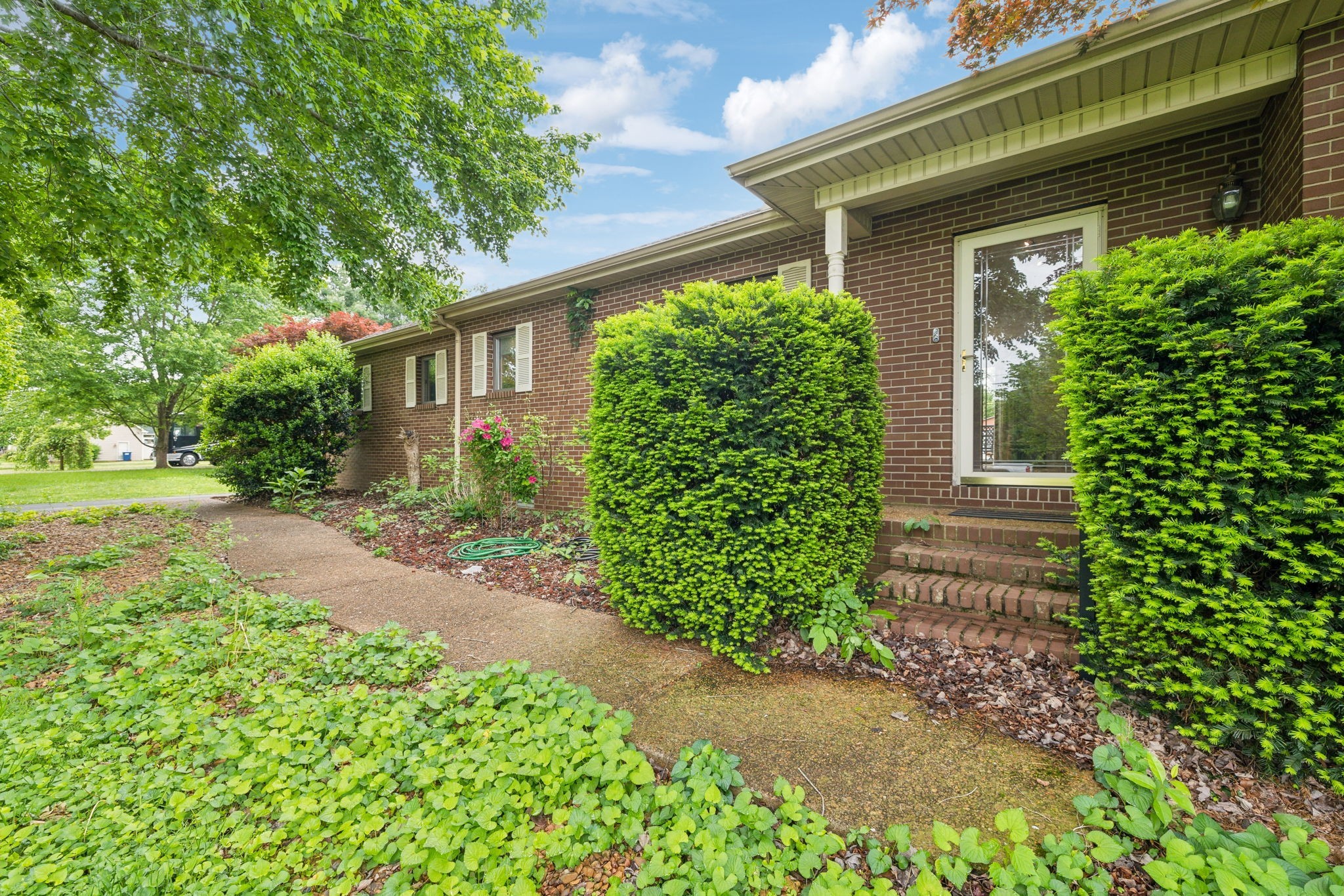 2261 High Meadow Dr