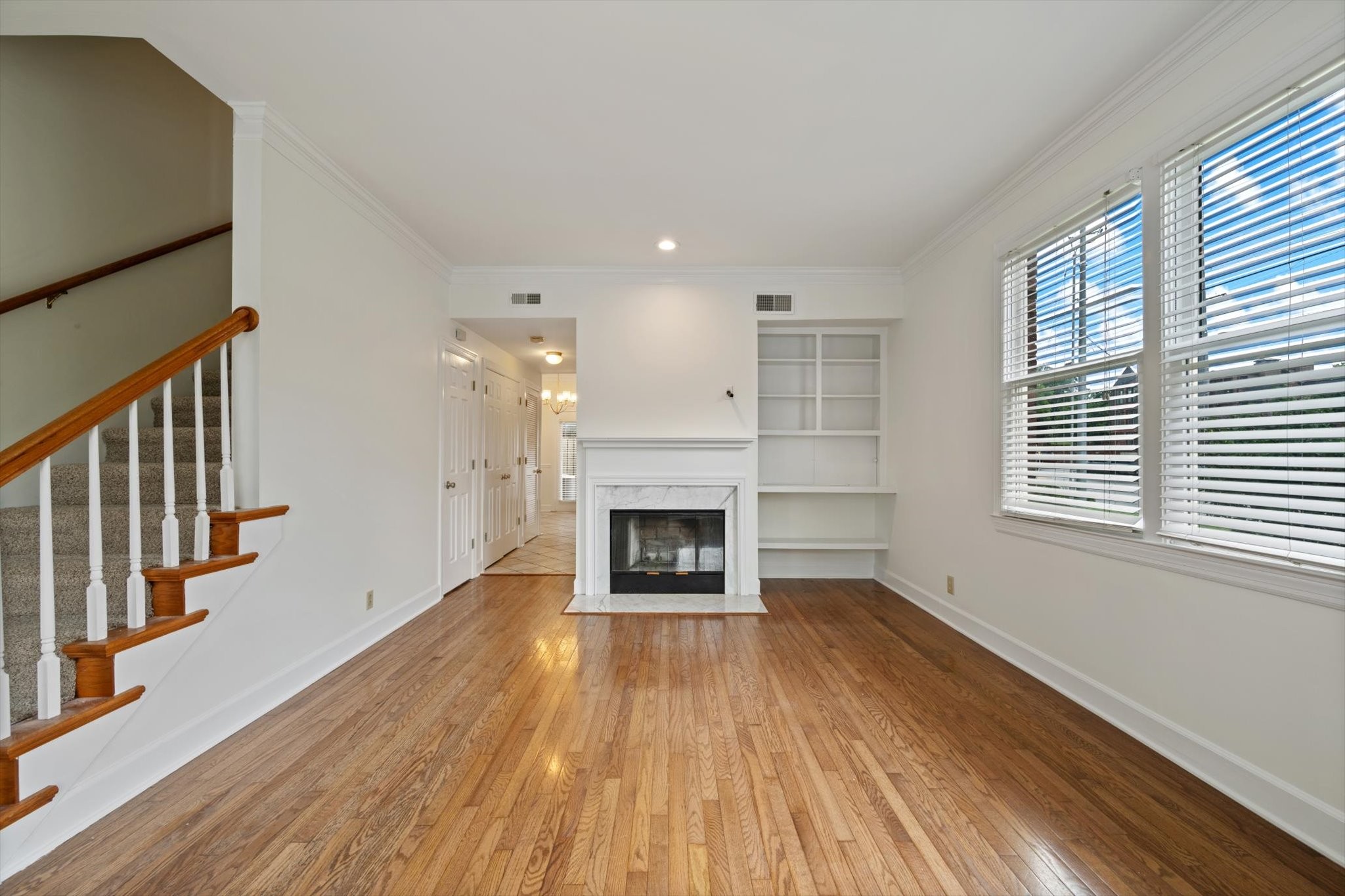 3321 Golf Club Ln
