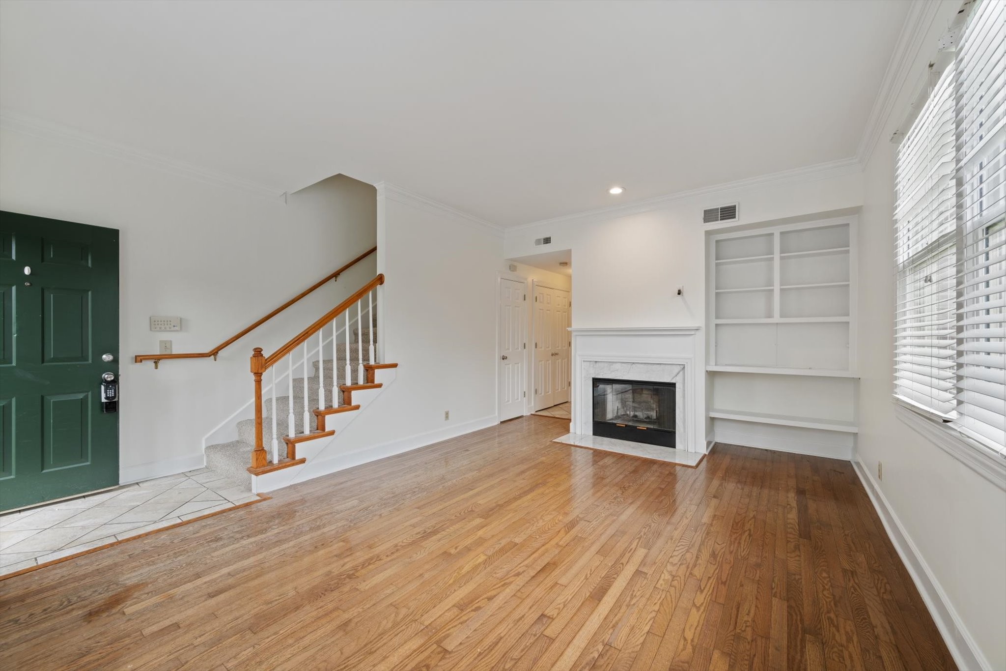 3321 Golf Club Ln