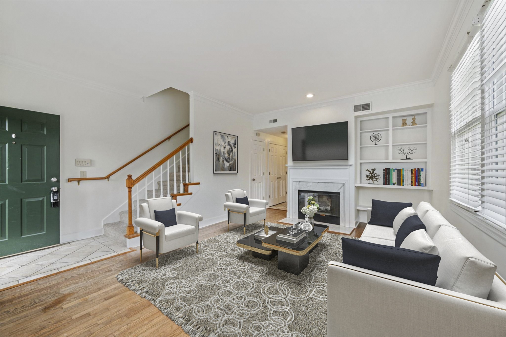 3321 Golf Club Ln