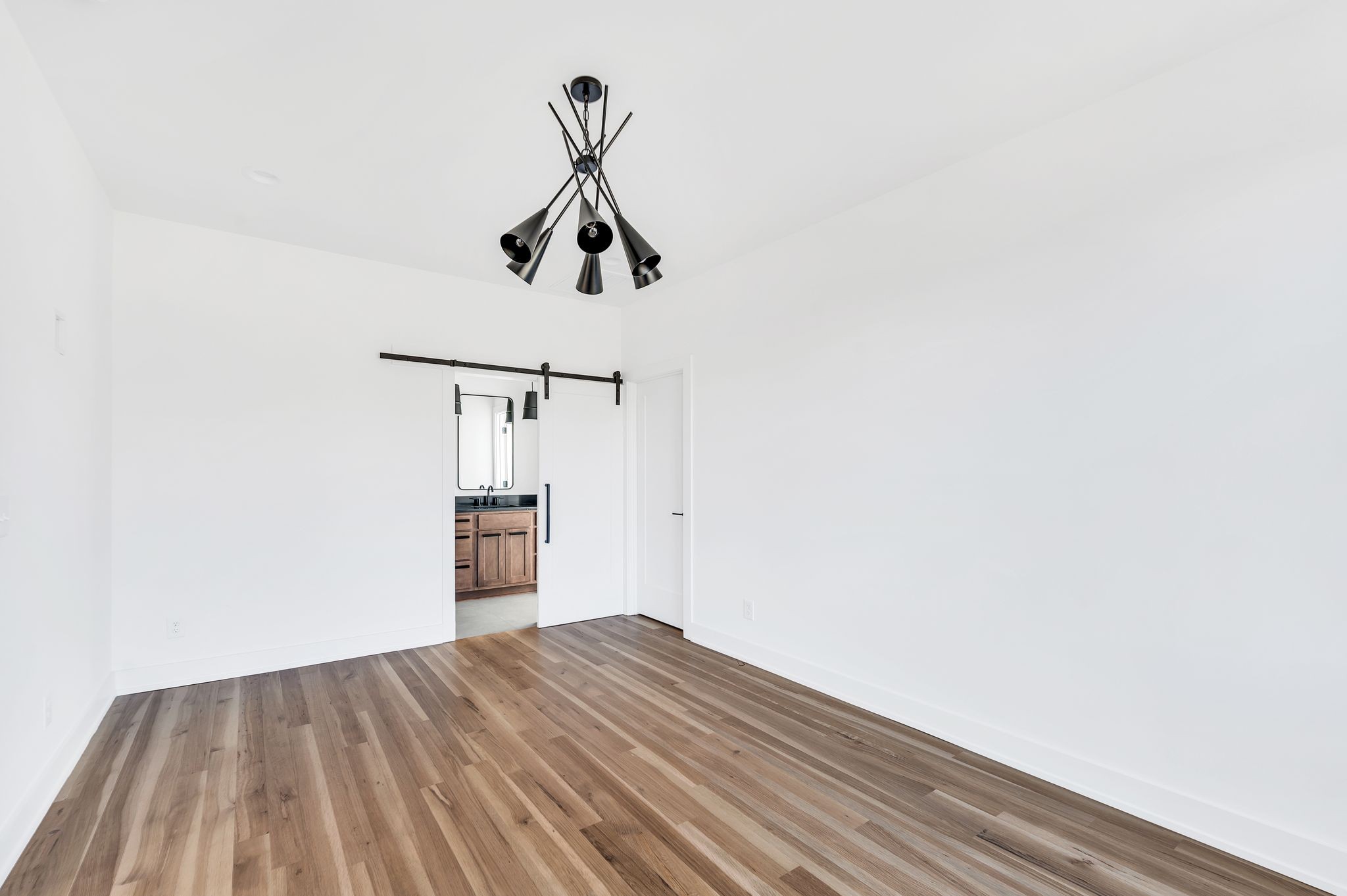 16 Willis St Unit: D